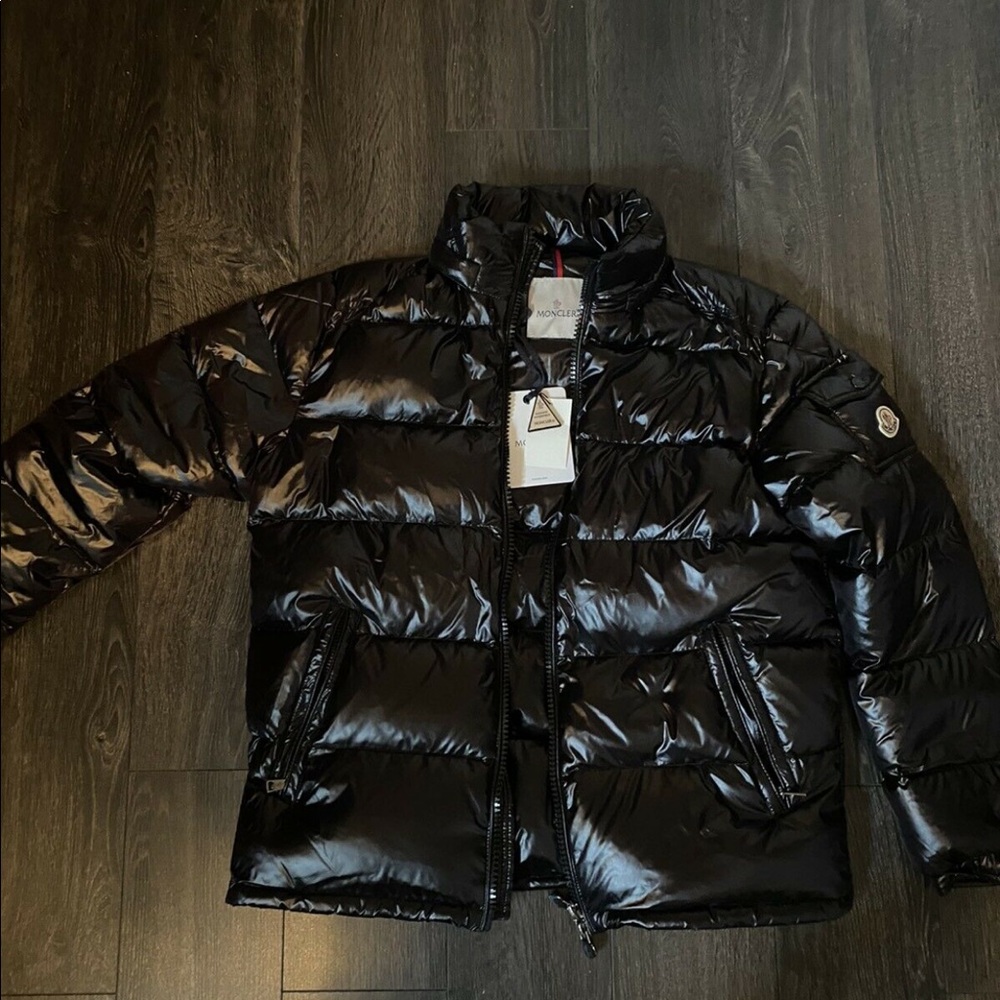 Moncler maya jacket M/L